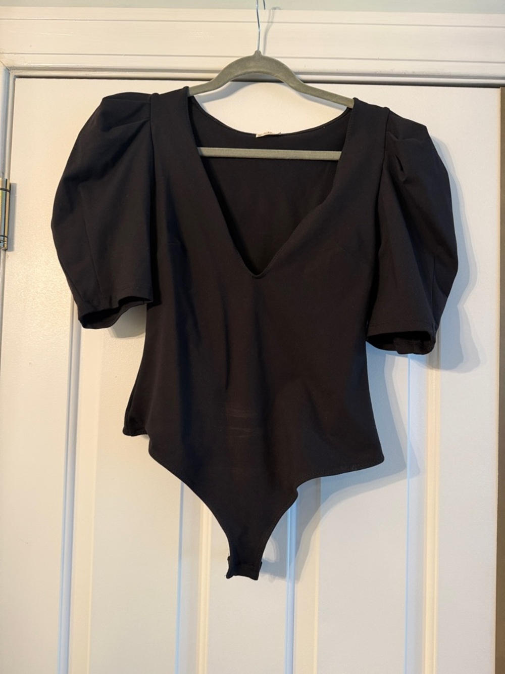 Free People Black V-Neck Puff Sleeve Bodysuit - Picture 1 of 2